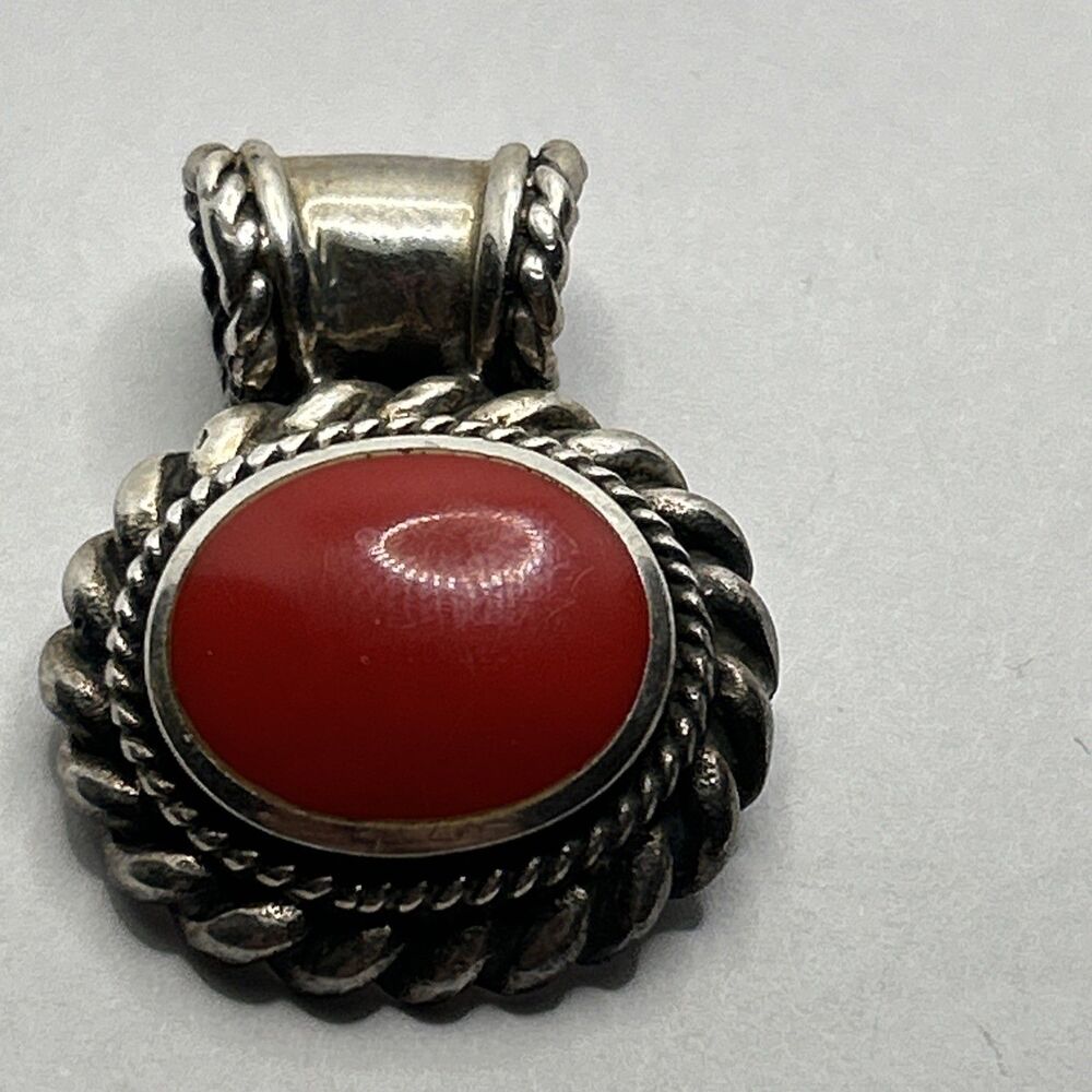Vintage Sterling Silver Red stone cabachon Pendant  925